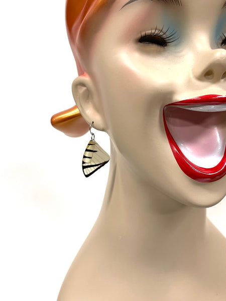 butterfly wings - razor stripes
