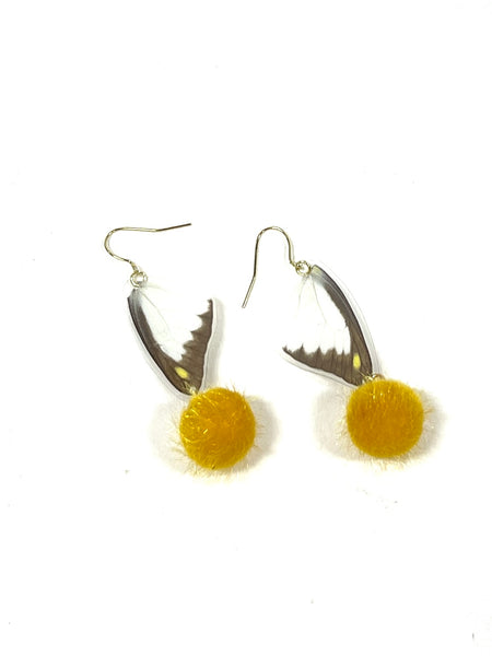 butterfly wings - yellow poms